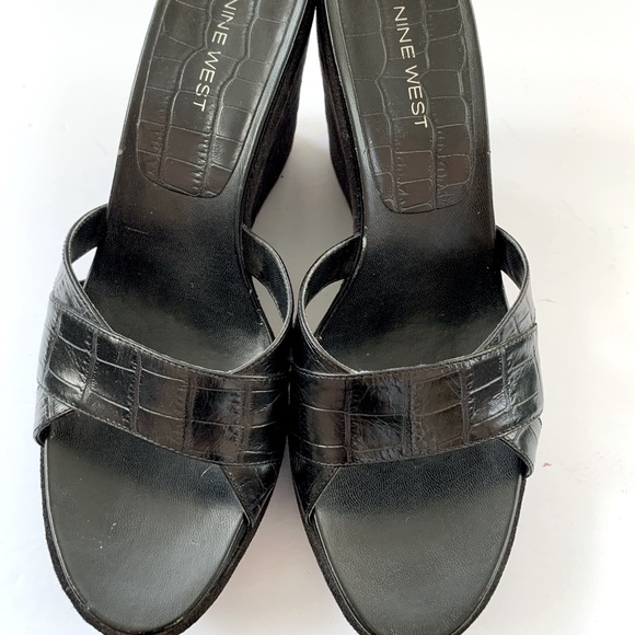 Nine West Black croc pattern soft real leather sandals platform wedges US 10 - Picture 3 of 6
